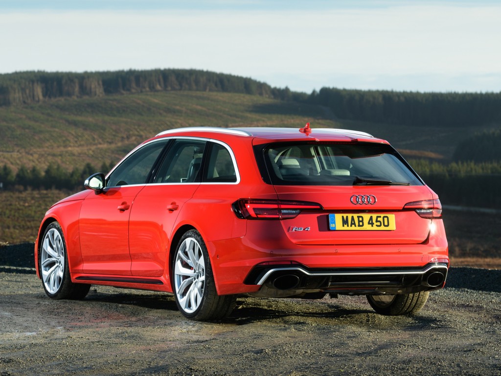 Audi RS4 Avant 450hp (Automatic)